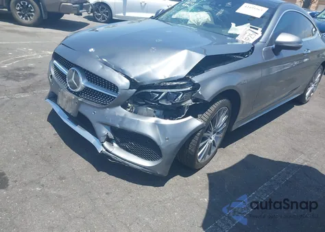 2017 Mercedes-Benz C 300 z USA, uszkodzony, nr VIN WDDWJ4JB6HF358345
